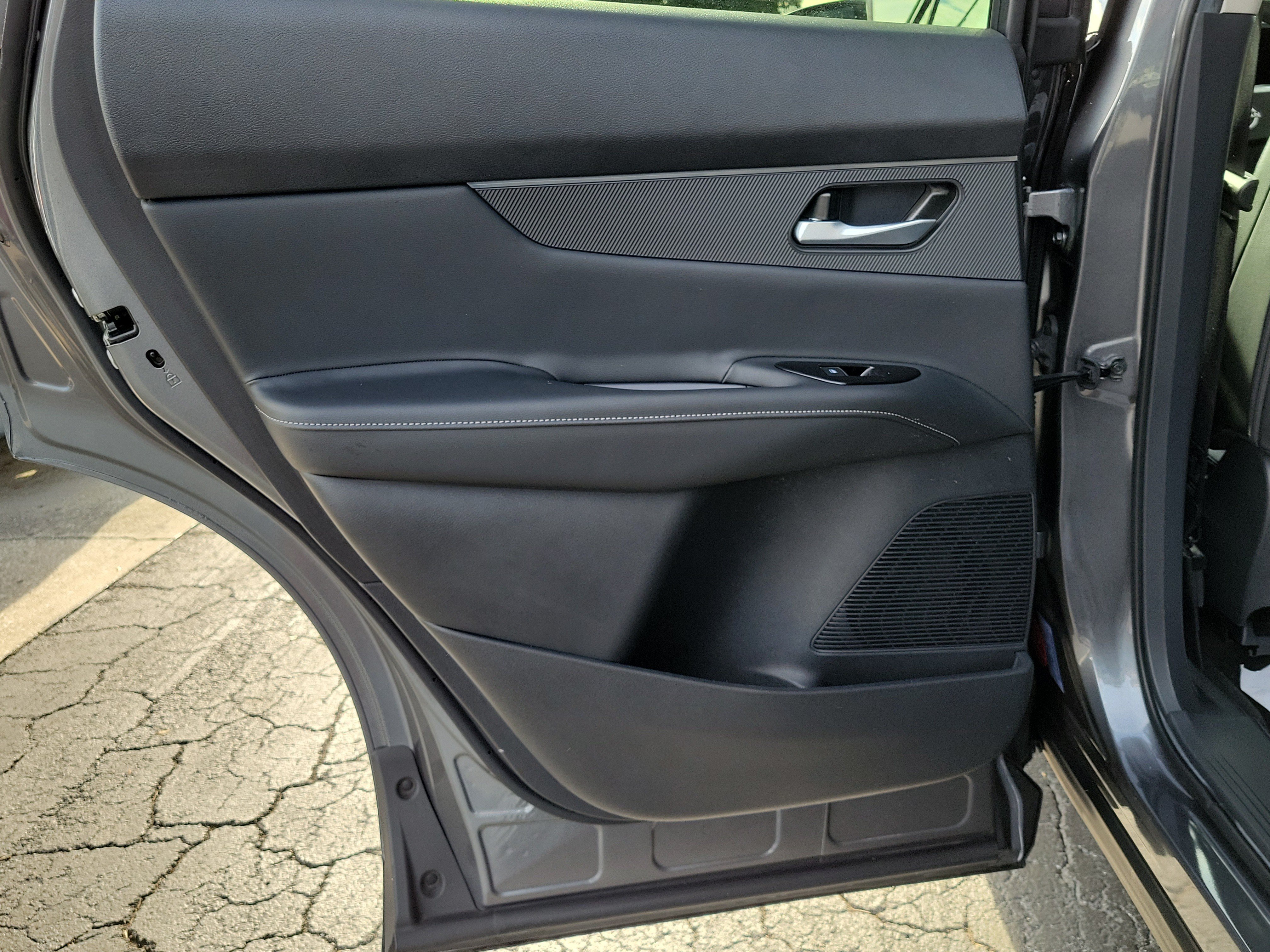 Certified 2025 Nissan Murano SV AWD/4WD image 10