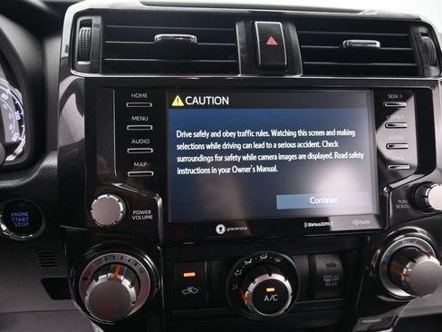 Used 2024 Toyota 4Runner TRD Off-Road AWD/4WD image 21