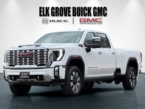 Used 2025 GMC Sierra 3500 Denali image 8