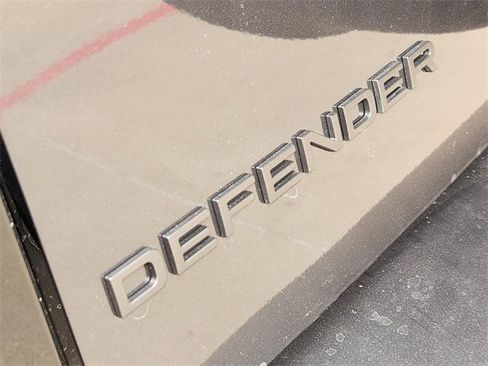 New 2026 Land Rover Defender 110 X-Dynamic SE image 8