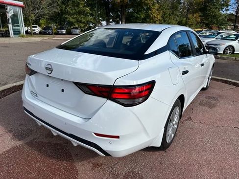 Used 2025 Nissan Sentra S image 5