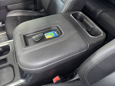 Used 2022 Chevrolet Silverado 1500 LT Trail Boss w/ LT Trail Boss Premium Package image 29