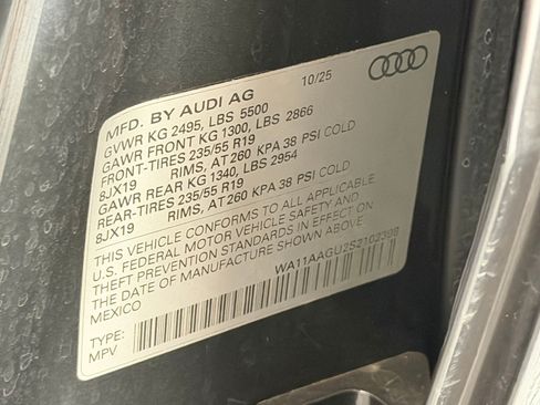 Certified 2025 Audi Q5 Premium w/ Convenience Package AWD/4WD image 21