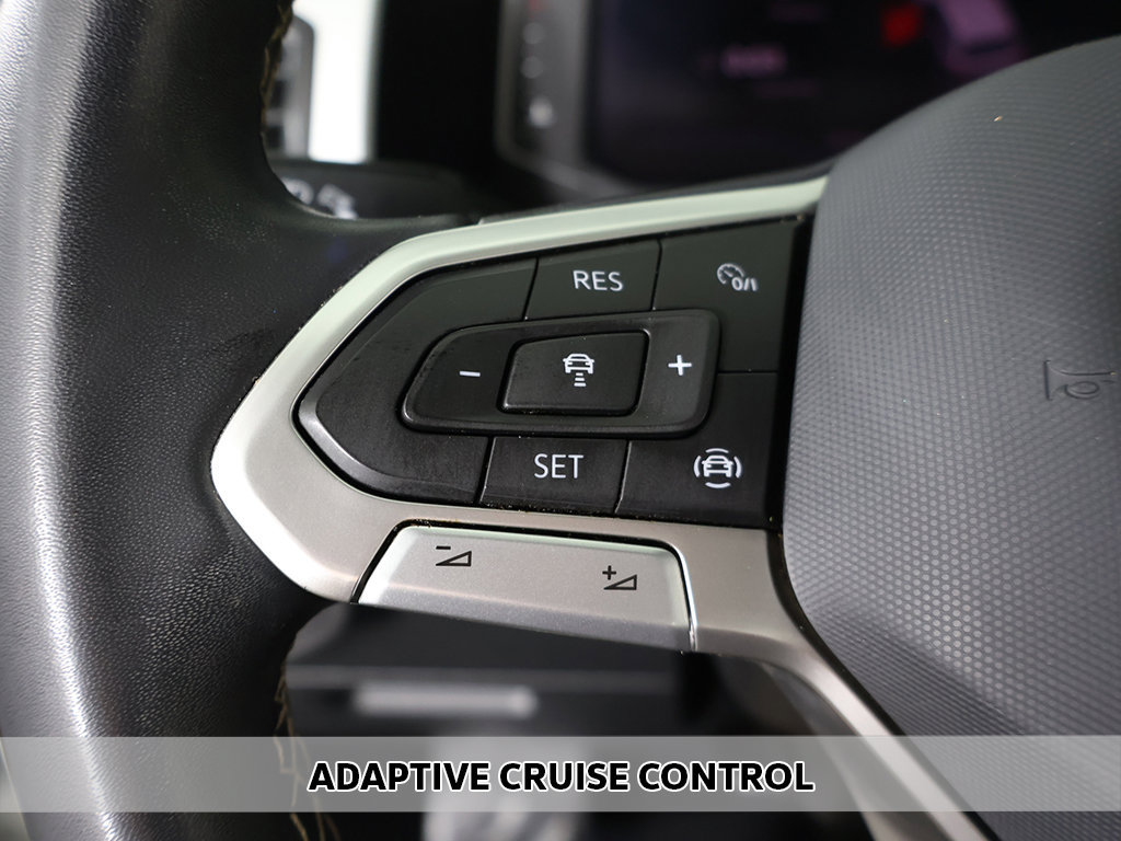 Used 2023 Volkswagen Atlas SE AWD/4WD image 3