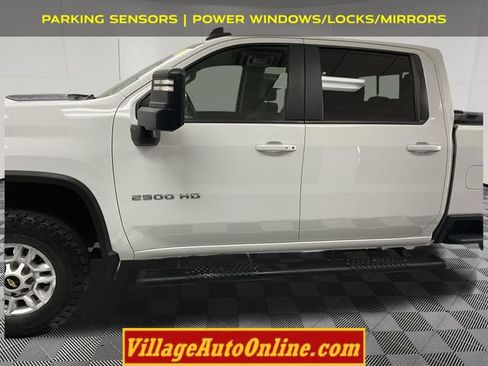 Used 2022 Chevrolet Silverado 2500 LT w/ Convenience Package AWD/4WD image 6