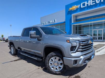 New 2025 Chevrolet Silverado 3500 High Country w/ Technology Package