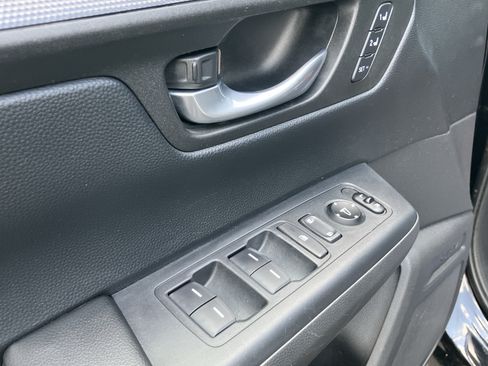 Certified 2025 Honda CR-V Sport-L image 15