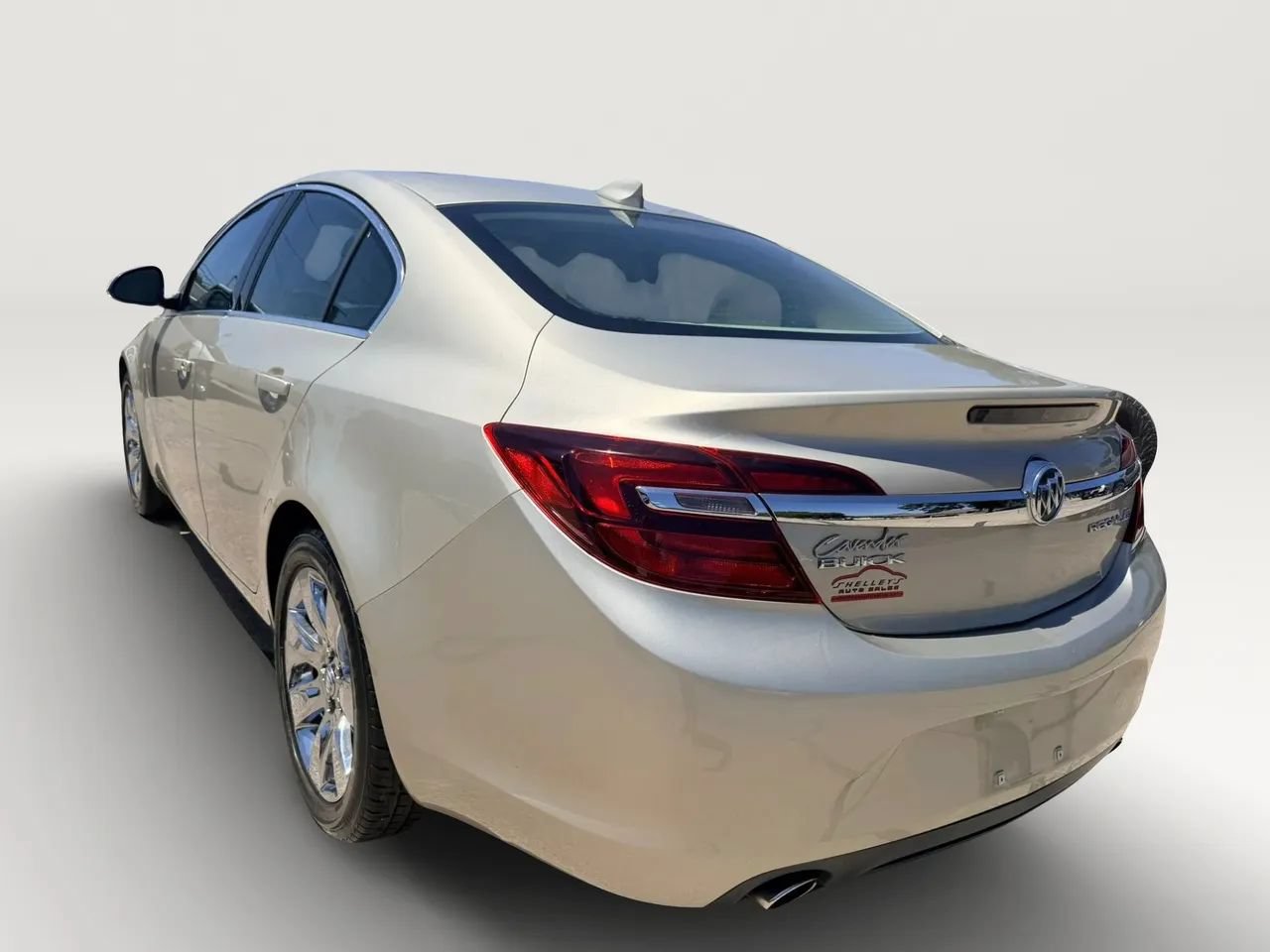 Used 2016 Buick Regal FWD image 5