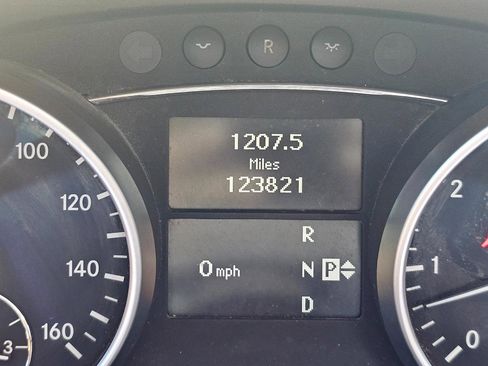 Used 2008 Mercedes-Benz ML 350 4MATIC image 42