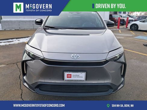Used 2025 Toyota bZ4X AWD w/ Weather Package image 7