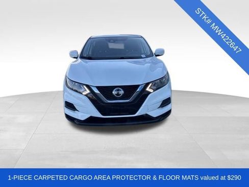 Used 2021 Nissan Rogue Sport S image 2