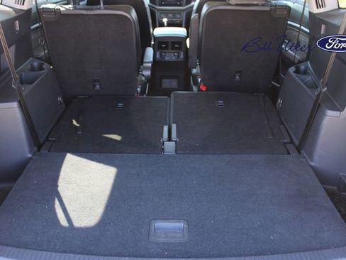 Used 2021 Volkswagen Atlas SE w/ Panoramic Sunroof Package image 10