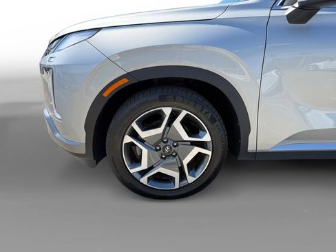 Certified 2024 Hyundai Palisade SEL image 9