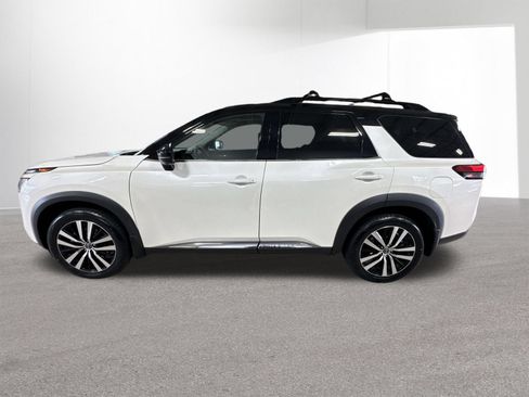 Certified 2023 Nissan Pathfinder Platinum AWD/4WD image 39