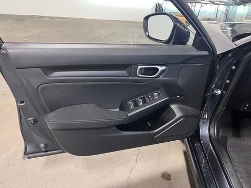 Used 2023 Honda Civic Sport image 22