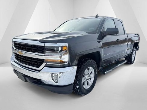 Used 2019 Chevrolet Silverado 1500 LT w/ All Star Edition image 3
