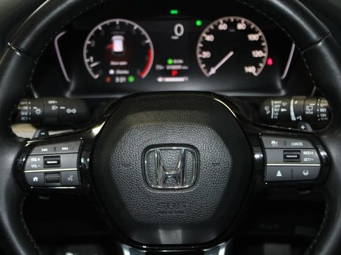 Used 2025 Honda Pilot EX-L image 13