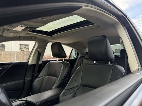 Used 2019 Lexus ES 350 w/ Premium Package FWD image 21