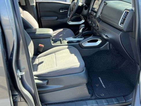 Certified 2023 Nissan Frontier SV w/ Tow Package image 24