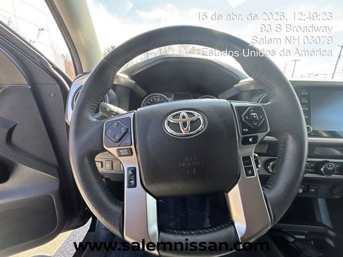 Used 2023 Toyota Tacoma SR5 w/ Technology Package image 9