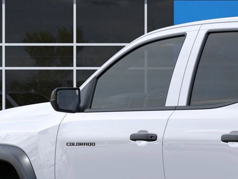 New 2025 Chevrolet Colorado Trail Boss w/ Midnight Edition image 46