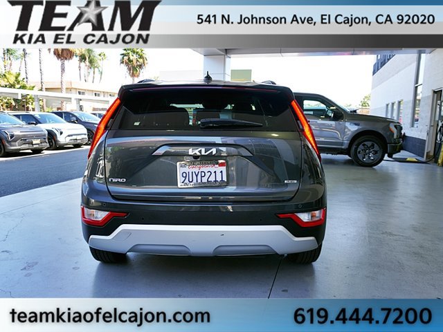 Certified 2025 Kia Niro EX FWD image 8