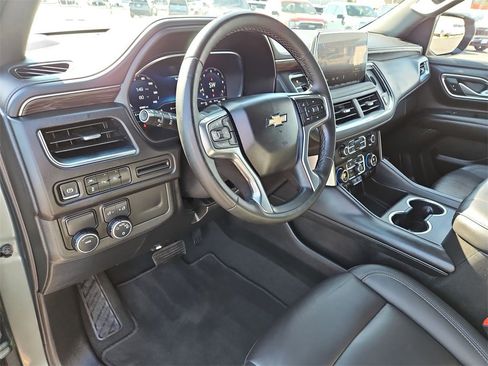 Certified 2024 Chevrolet Suburban LT image 10