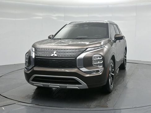 Used 2022 Mitsubishi Outlander SEL image 56