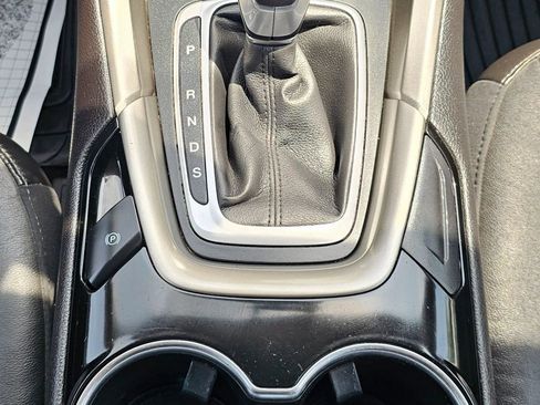 Used 2014 Ford Fusion SE w/ Equipment Group 202A FWD image 29