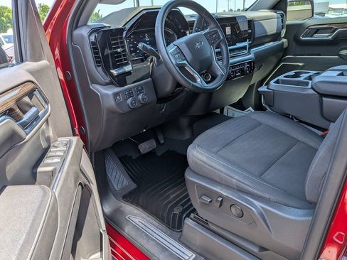 Used 2024 Chevrolet Silverado 1500 RST w/ Z71 Off-Road Package AWD/4WD image 10