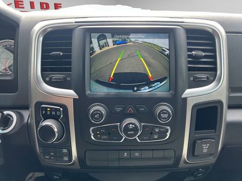 Used 2019 RAM 1500 Classic SLT w/ Luxury Group AWD/4WD image 32