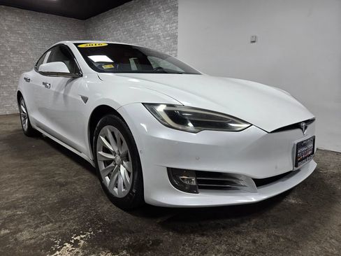 Used 2016 Tesla Model S 75 RWD image 4