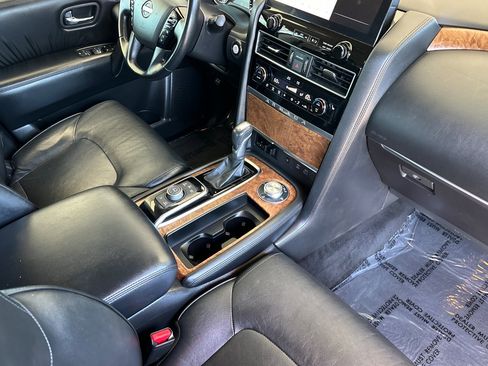 Used 2022 Nissan Armada SL w/ Captain's Chairs Package image 17