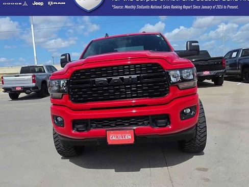 Used 2024 RAM 2500 Big Horn w/ Night Edition AWD/4WD image 3