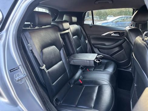 Used 2017 INFINITI QX30 AWD image 25