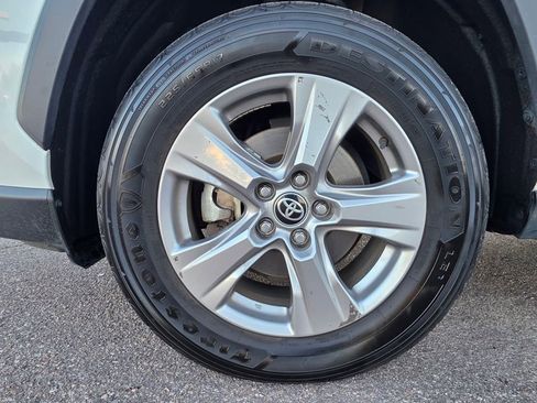 Used 2024 Toyota RAV4 XLE image 37