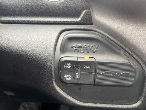 Used 2024 RAM 2500 Big Horn image 22