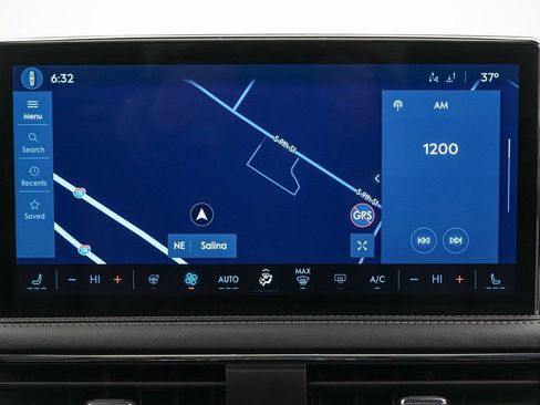 Used 2025 Lincoln Corsair Reserve image 17