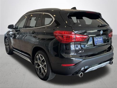 Used 2021 BMW X1 xDrive28i AWD/4WD image 10