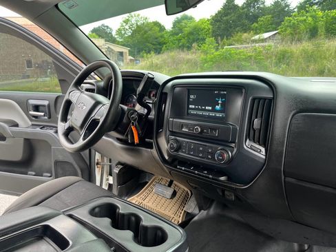 Used 2018 Chevrolet Silverado 1500 W/T w/ WT Fleet Convenience Package RWD image 16