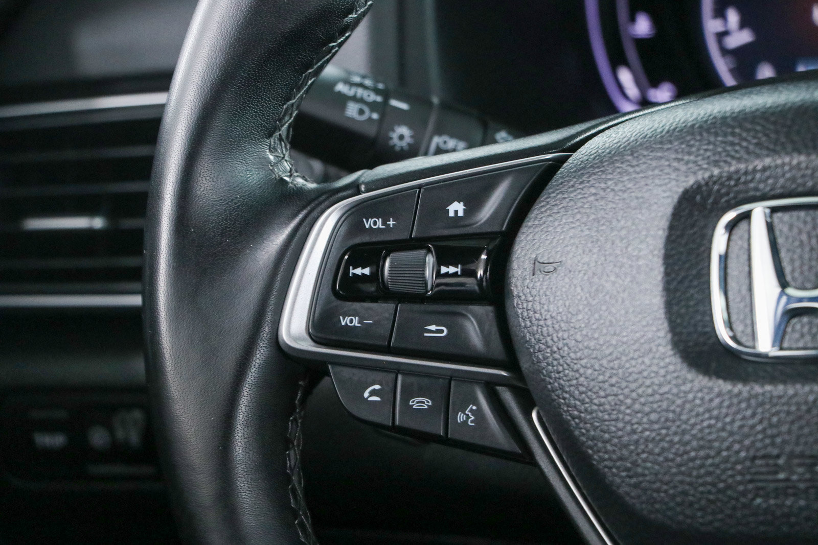 Used 2022 Honda Accord Sport image 13