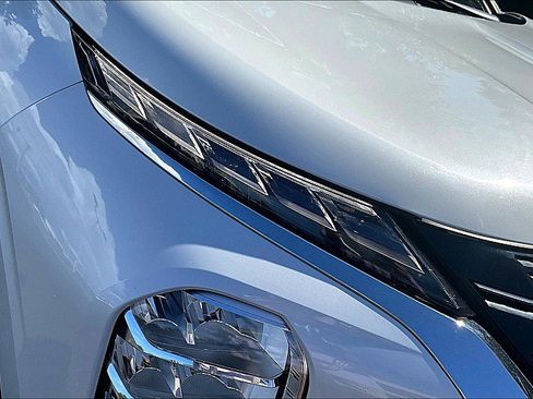 Used 2023 Mitsubishi Outlander SEL AWD/4WD image 12