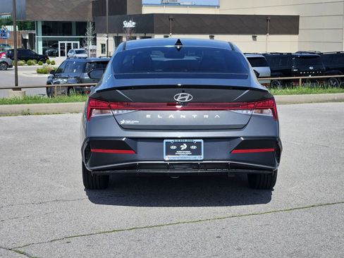 New 2026 Hyundai Elantra SEL Sport Premium FWD image 6
