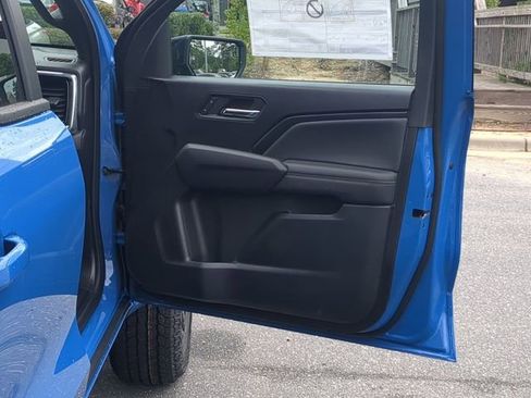 New 2026 GMC Canyon Elevation w/ Convenience Package image 42