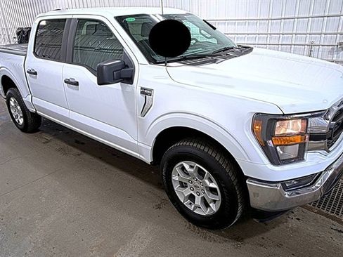 Used 2023 Ford F150 XLT image 3