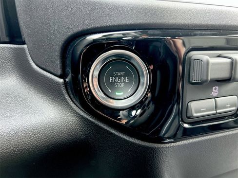 New 2026 GMC Sierra 1500 SLT w/ SLT Premium Plus Package image 15