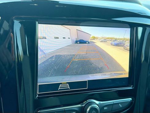 Used 2023 Chevrolet Traverse LS w/ Safety Package image 13