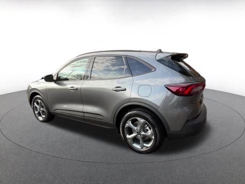 Used 2025 Ford Escape ST-Line image 16
