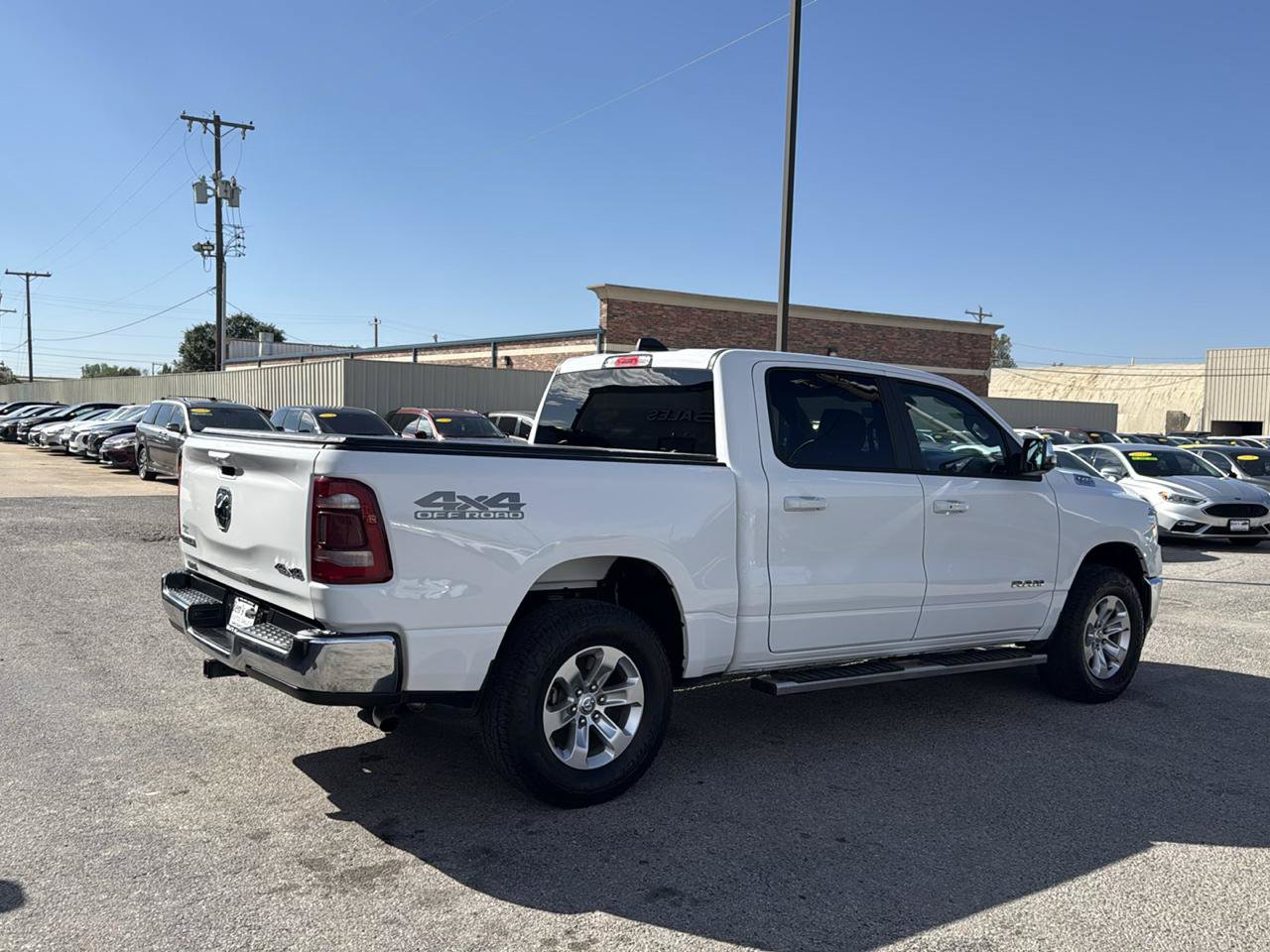 Used 2023 RAM 1500 Laramie w/ Off Road Group AWD/4WD image 6