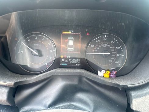 Used 2021 Subaru Crosstrek 2.0i Premium w/ Moonroof Package AWD/4WD image 10
